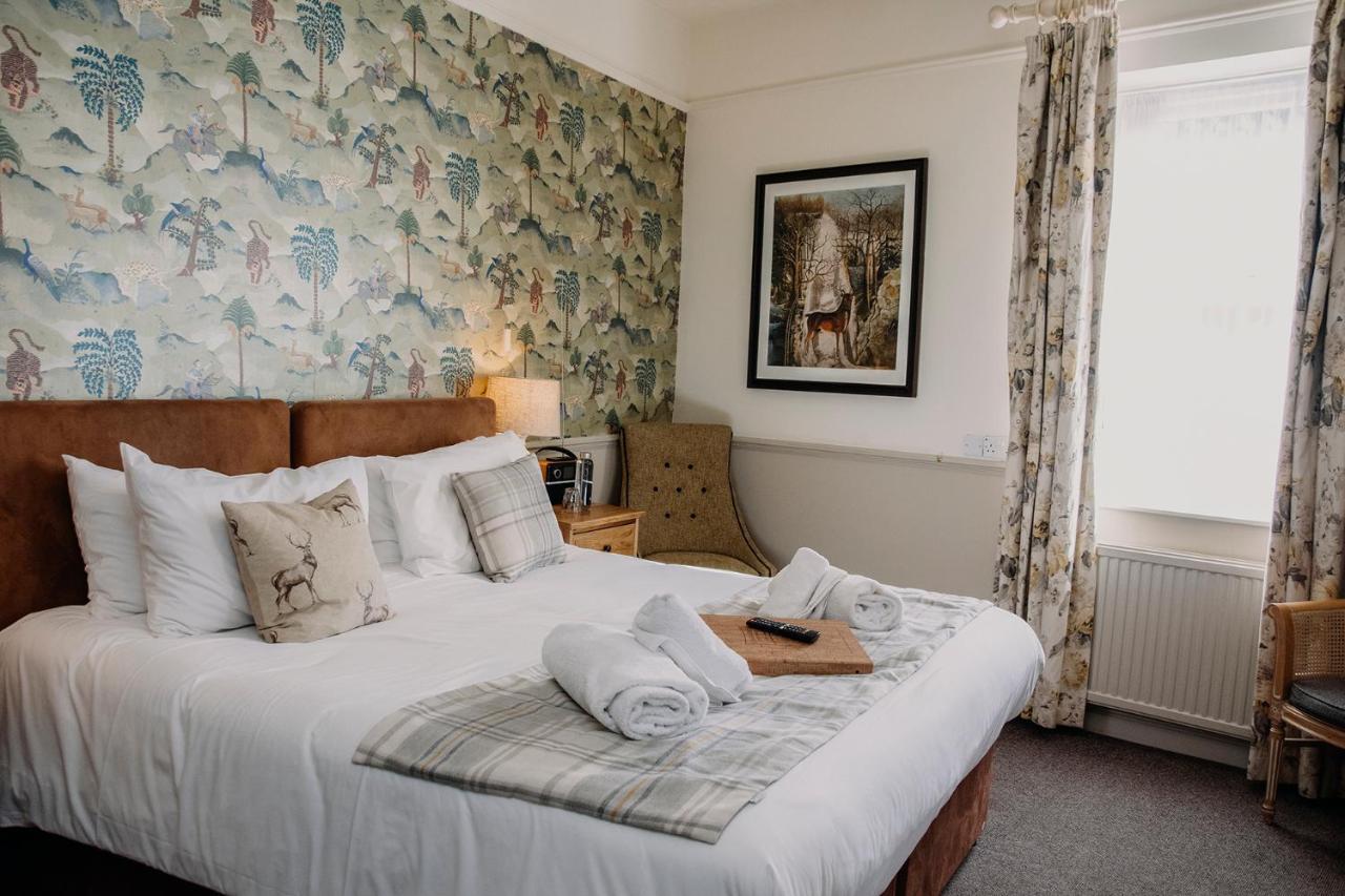 The George Inn Warminster Esterno foto