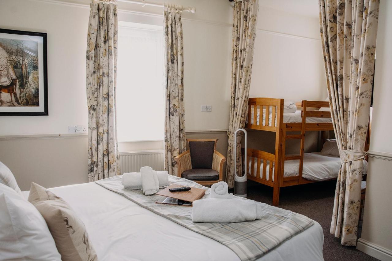 The George Inn Warminster Esterno foto