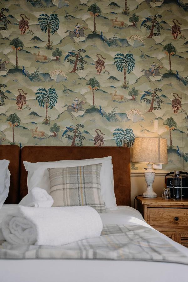 The George Inn Warminster Esterno foto