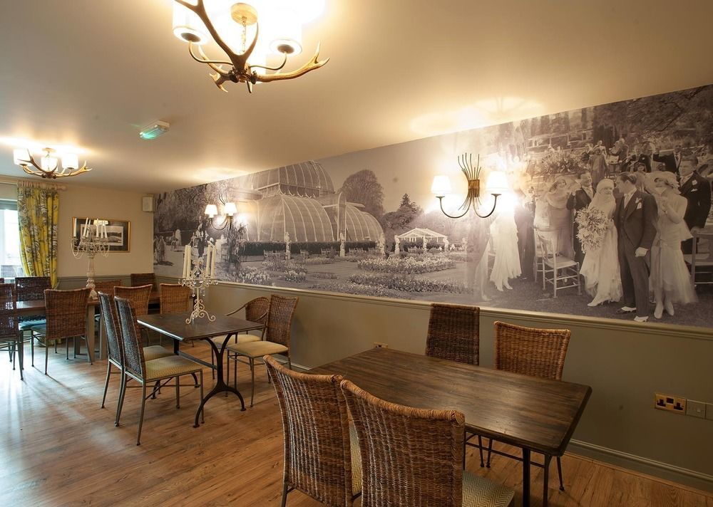 The George Inn Warminster Esterno foto